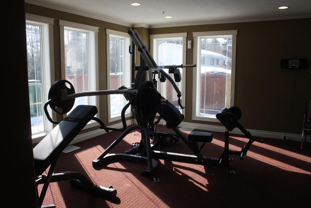 Lakeview Inns & Suites - Edson Airport West מראה חיצוני תמונה