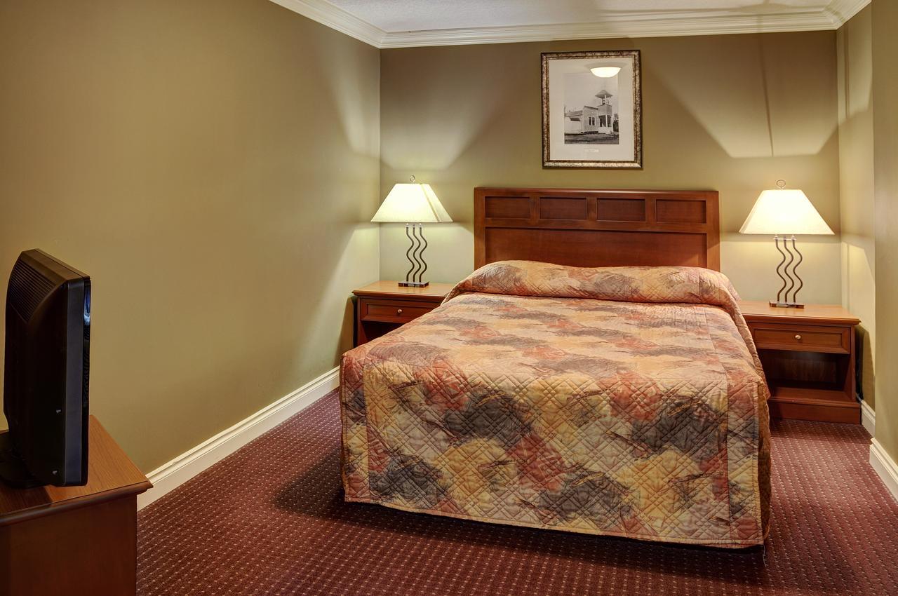 Lakeview Inns & Suites - Edson Airport West מראה חיצוני תמונה