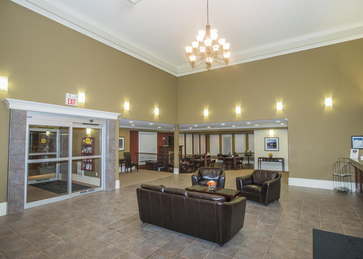 Lakeview Inns & Suites - Edson Airport West מראה חיצוני תמונה